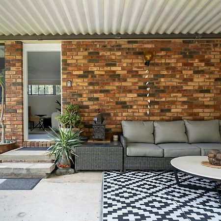 Oak Retreat Bliss By The Beach Warriewood Exterior foto