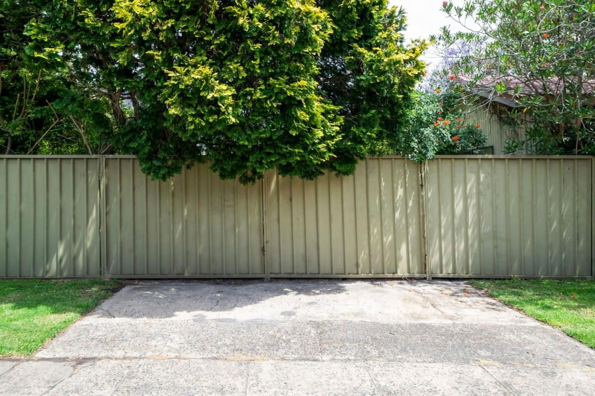Oak Retreat Bliss By The Beach Warriewood Exterior foto